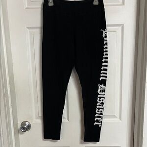 Beautiful Disaster Leggings Size Large